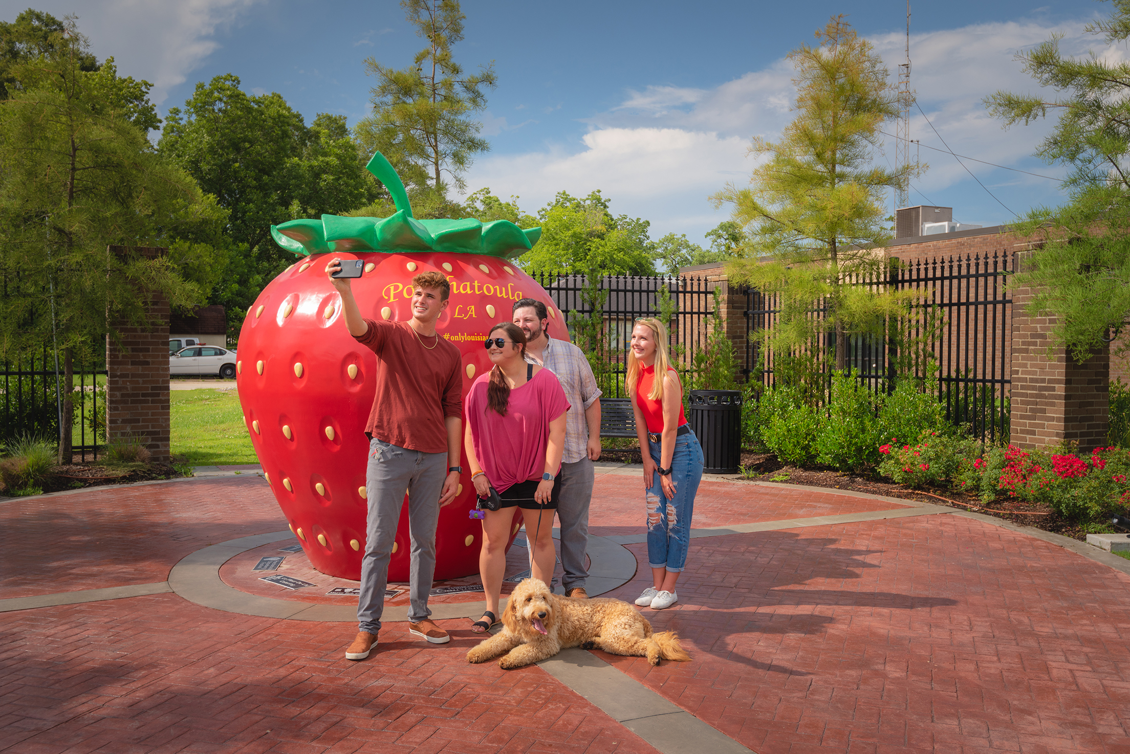 Ponchatoula Strawberry Statue