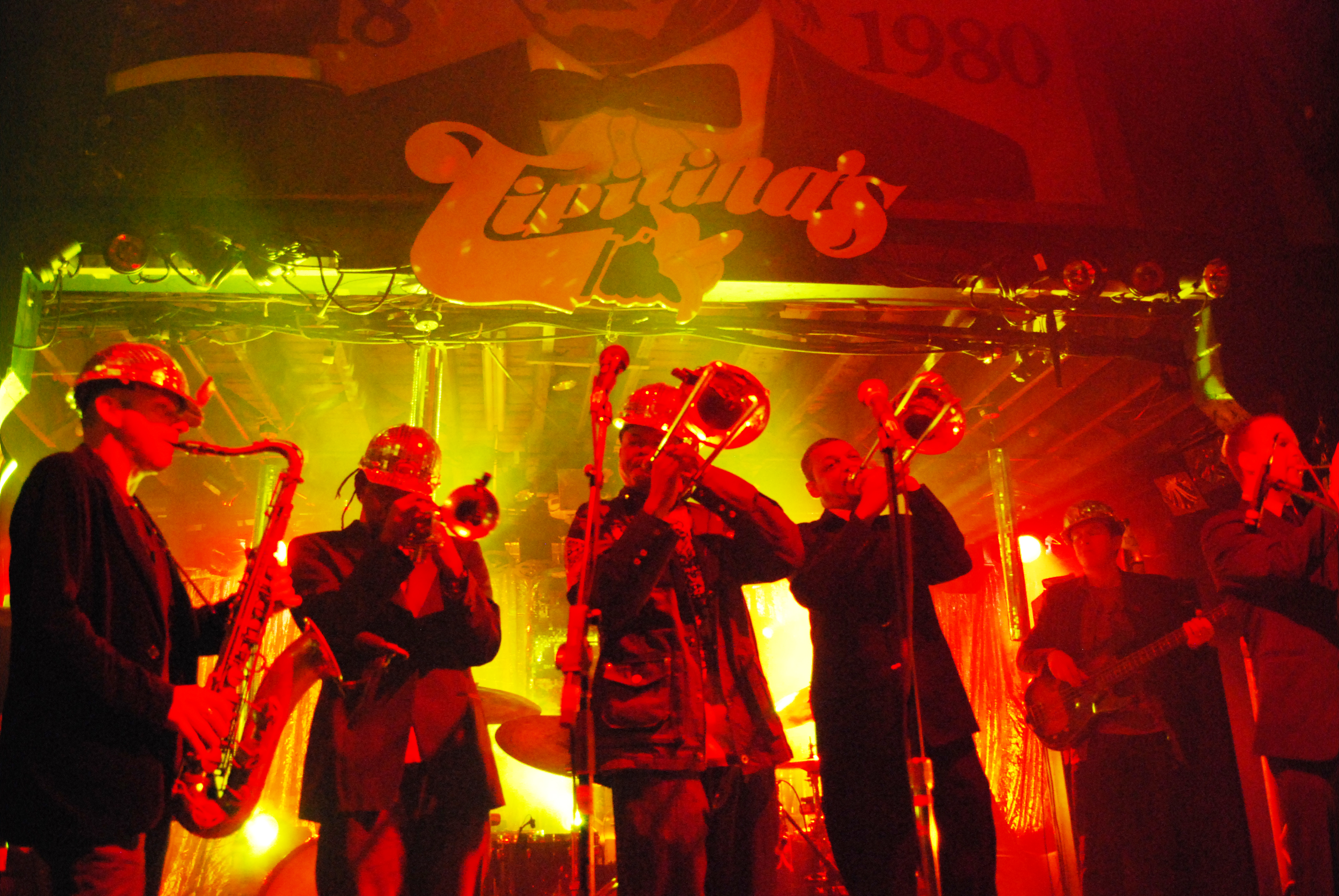 Catch live music at Tipitina's in New Orleans - Louisiana music Catch live music at Tipitina's in New Orleans - Louisiana music